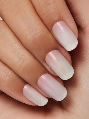 Kleo Kolor LED Gel Nail Strips - Glowing Aura